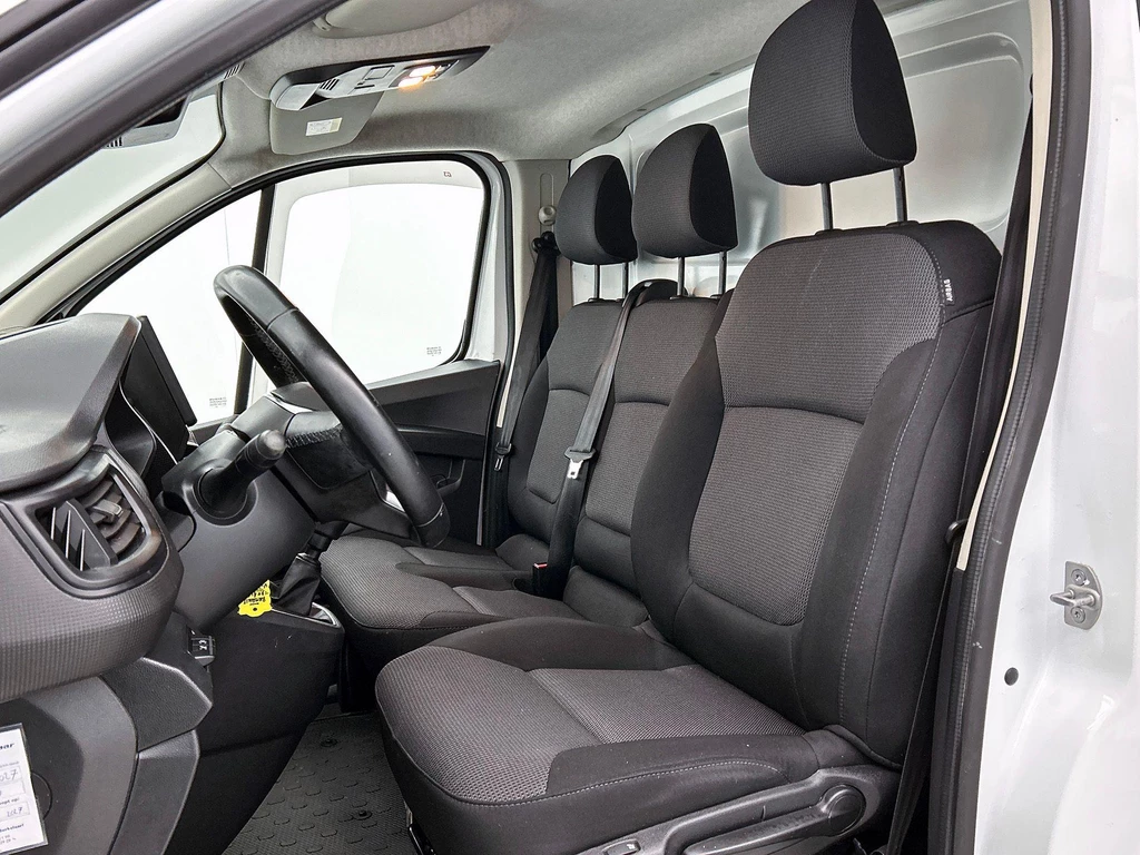 Renault Trafic – foto 32