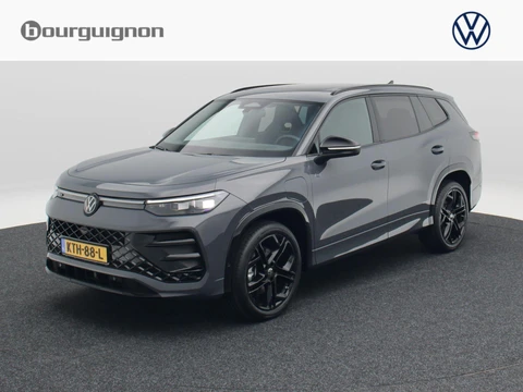 Volkswagen Tayron 1.5 eHybrid R-Line Edition | Trekhaak | Panoramadak | Black Style | Head-up Display |
