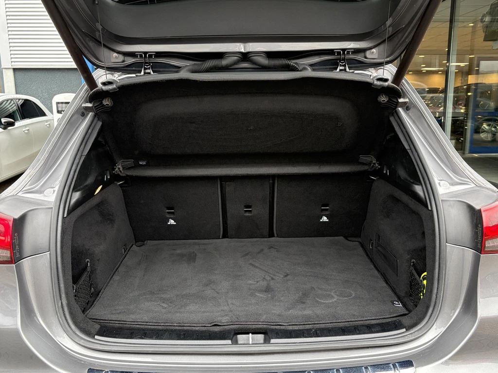 Mercedes-Benz EQA – foto 11