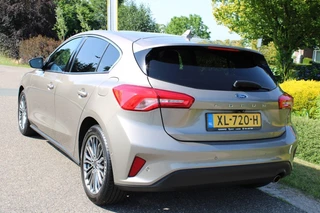Ford Focus – thumbnail 2
