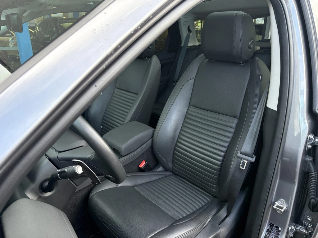 Land Rover Discovery Sport – foto 12