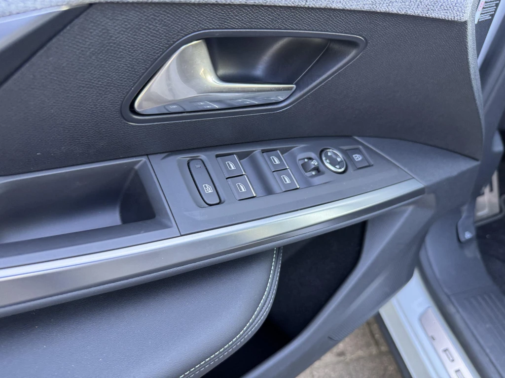 Peugeot e-3008 – foto 9