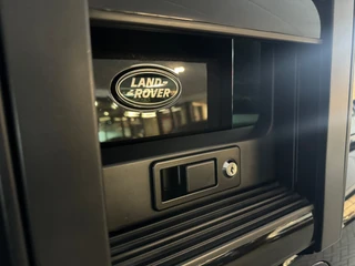 Land Rover Defender – thumbnail 26