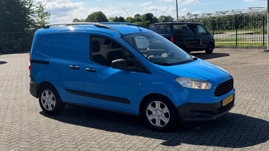 Ford Transit Courier – foto 8