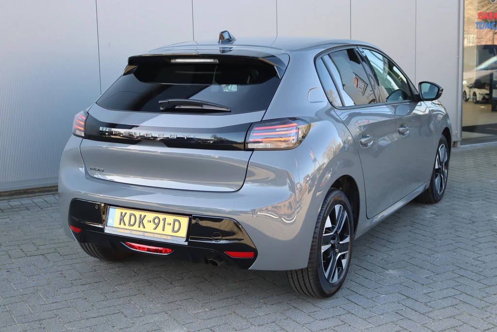 Peugeot 208 – foto 6
