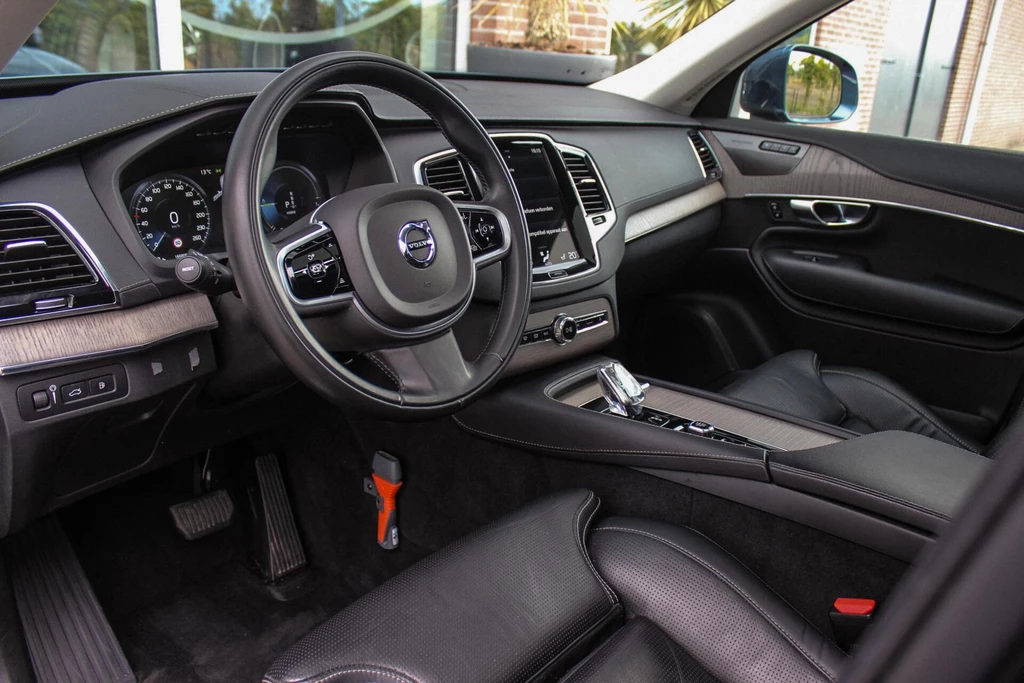 Volvo XC90 – foto 17