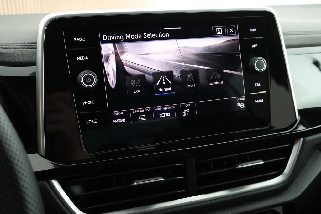 Volkswagen T-Roc – foto 33