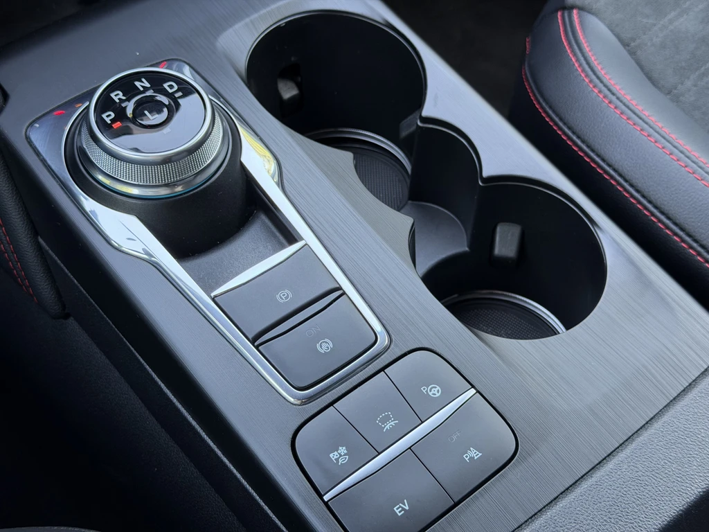 Ford Kuga – foto 17