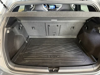 Volkswagen Golf – thumbnail 32