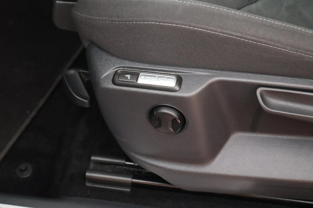 Volkswagen Tiguan – foto 10
