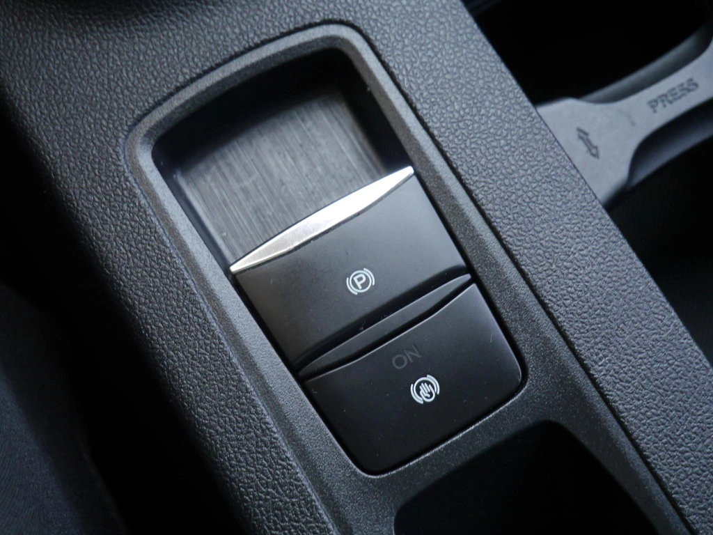 Ford Kuga – foto 33