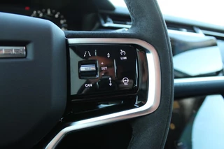 Land Rover Range Rover Velar – thumbnail 33