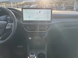 Ford Kuga – thumbnail 22