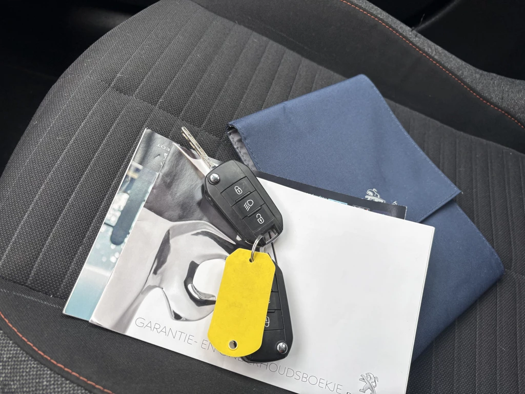 Peugeot 208 – foto 21