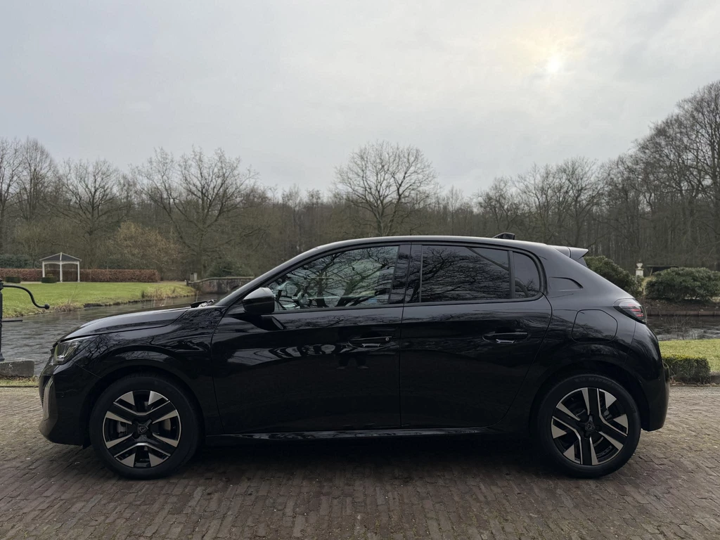 Peugeot 208 – foto 2