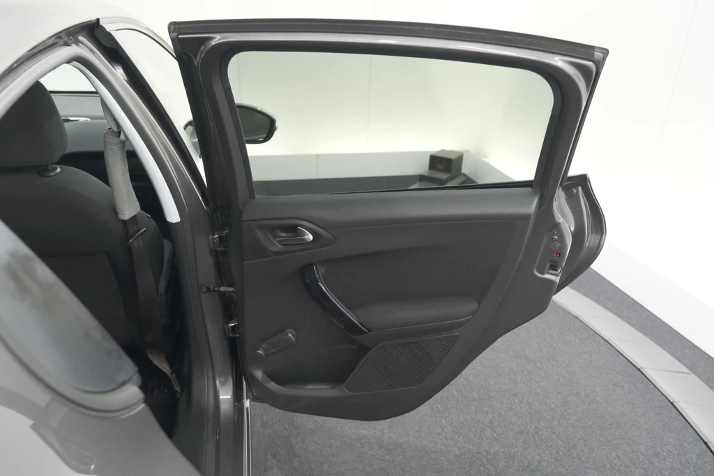 Peugeot 208 – foto 61