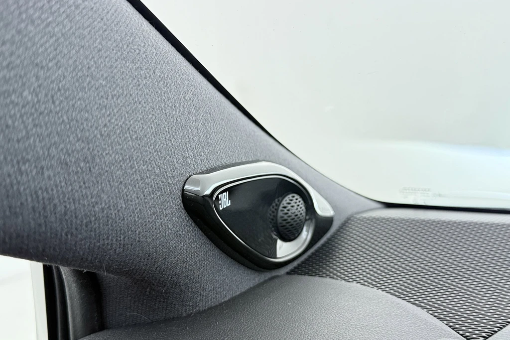 Toyota Corolla Touring Sports – foto 32