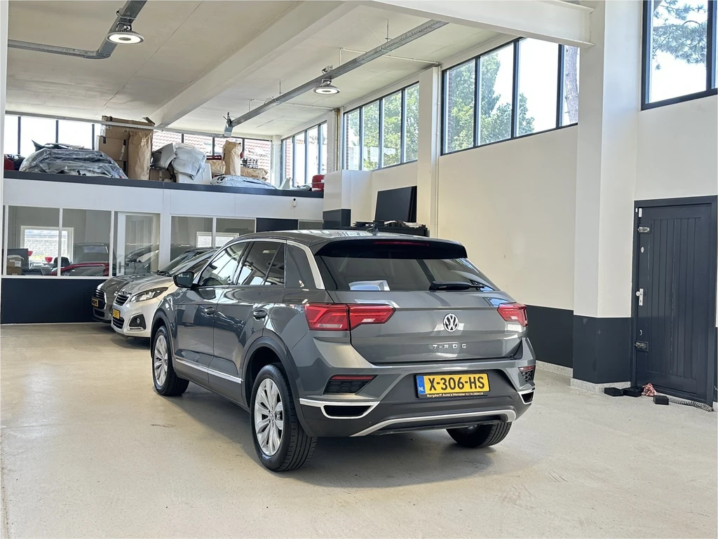 Volkswagen T-Roc – foto 2