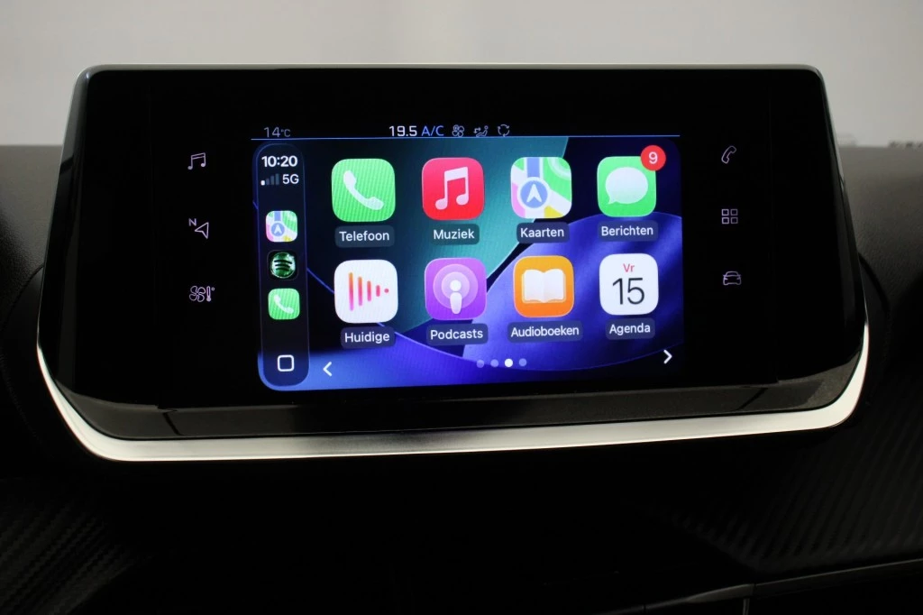 Peugeot 208 – foto 12