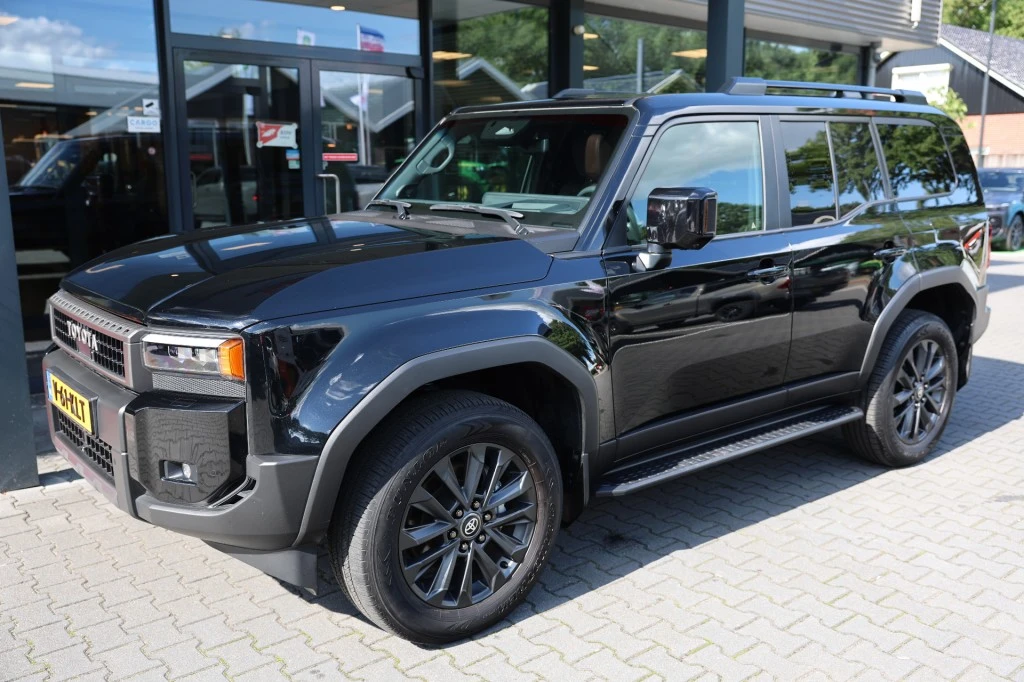 Toyota Land Cruiser – foto 2
