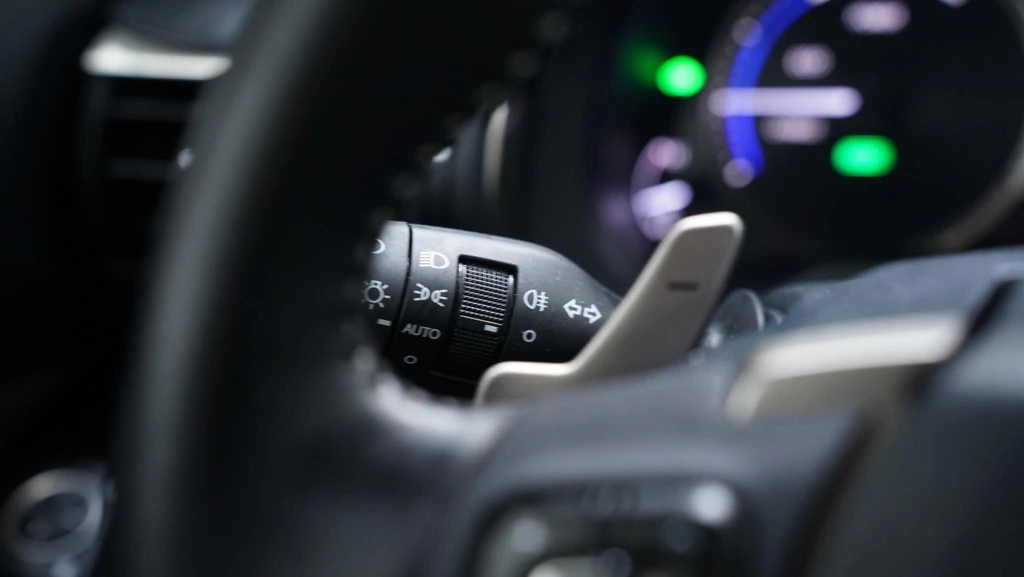 Lexus IS – foto 26