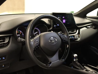 Toyota C-HR – thumbnail 11
