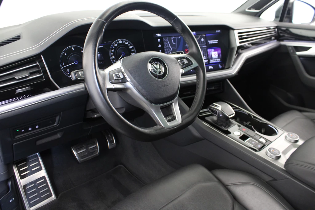 Volkswagen Touareg – foto 9