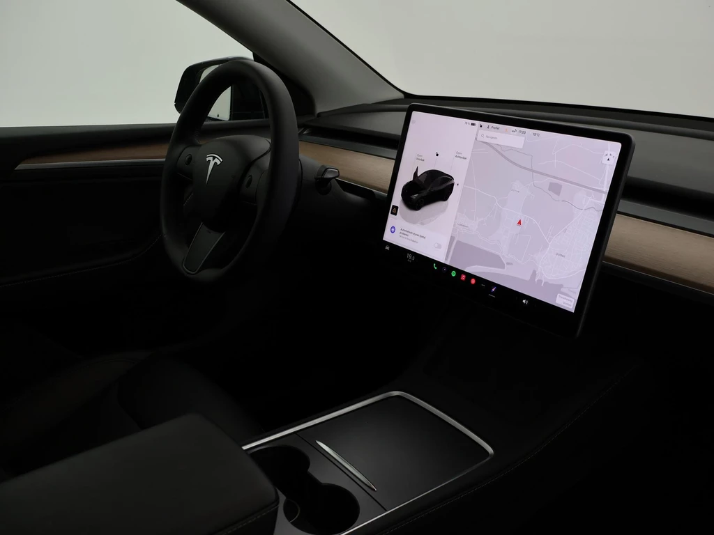 Tesla Model Y – foto 9