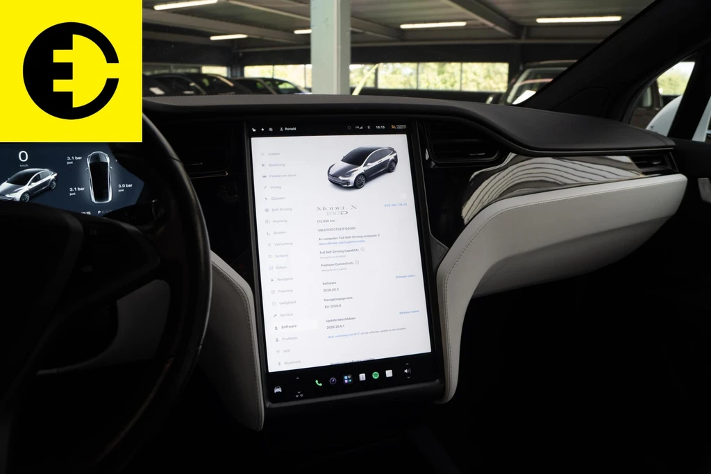 Tesla Model X – foto 35