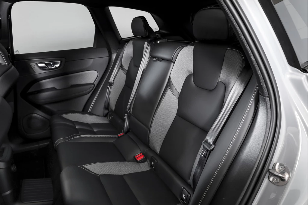 Volvo XC60 – foto 15