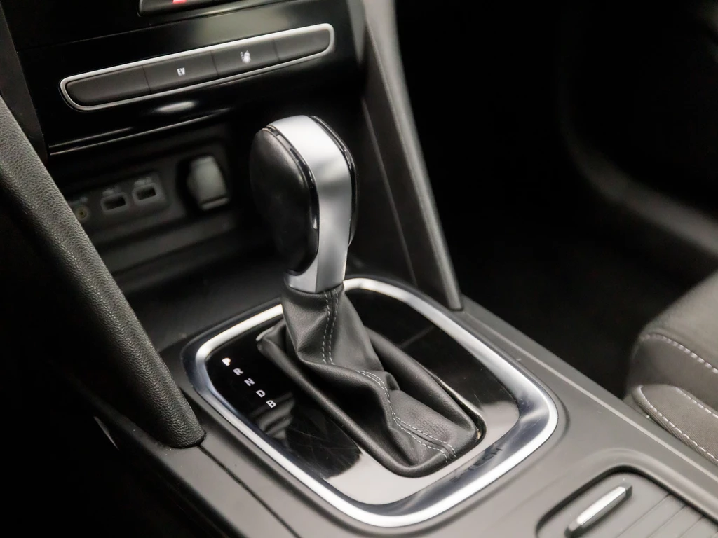 Renault Megane E-Tech – foto 12