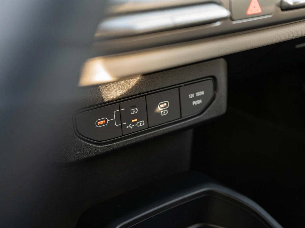 Kia EV4 – foto 30