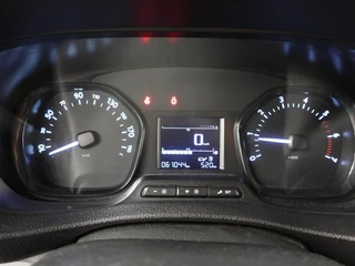 Opel Vivaro – thumbnail 24