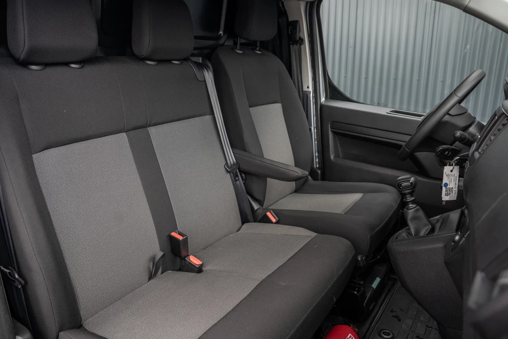 Opel Vivaro – foto 15
