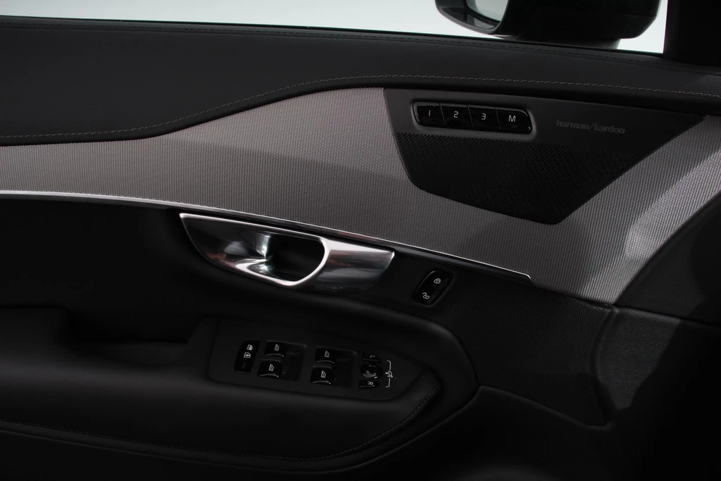 Volvo XC90 – foto 19