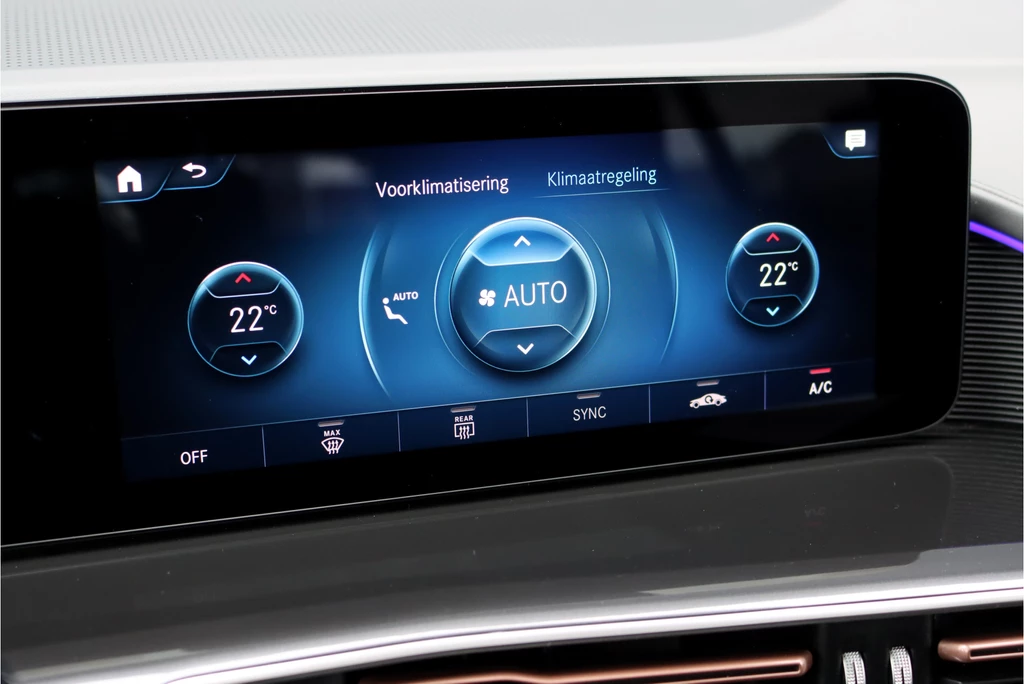 Mercedes-Benz EQC – foto 34