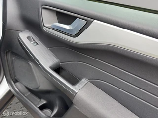 Ford Kuga – thumbnail 21