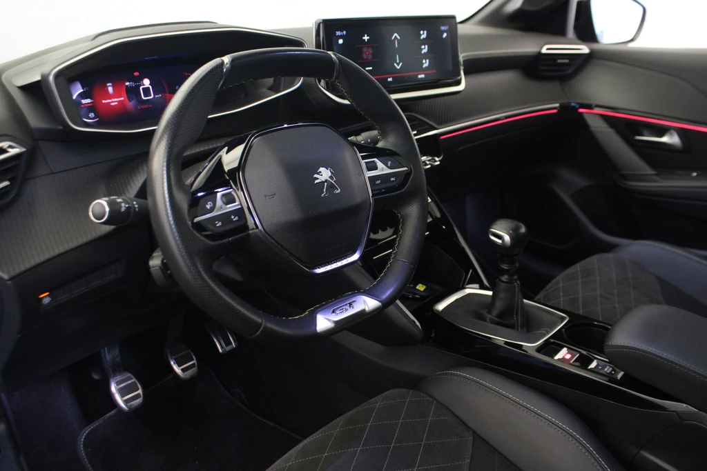 Peugeot 208 – foto 15