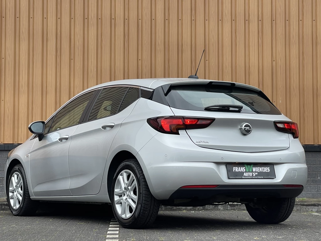 Opel Astra – foto 2