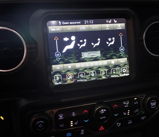 Jeep Wrangler – thumbnail 26