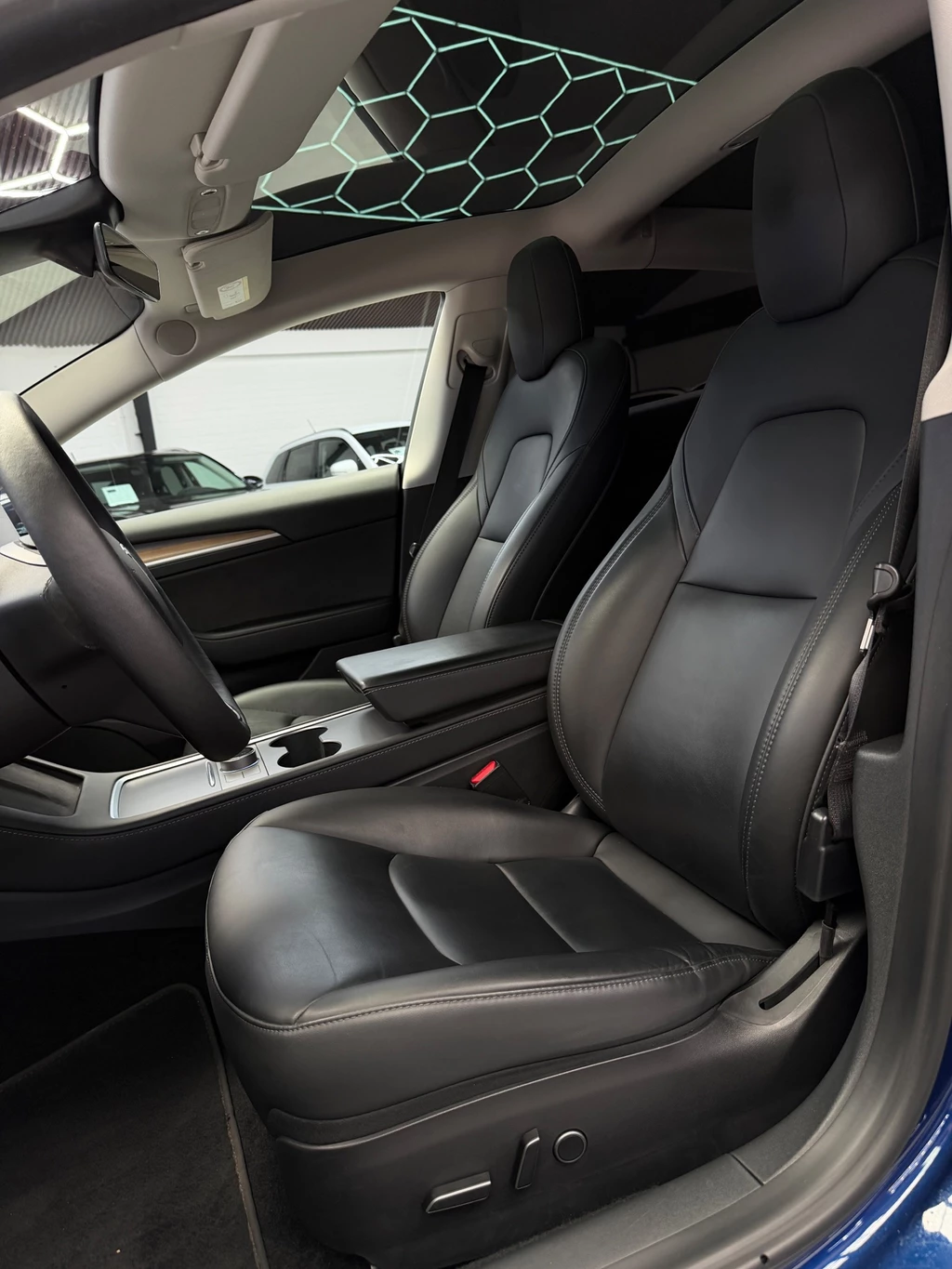 Tesla Model 3 – foto 14