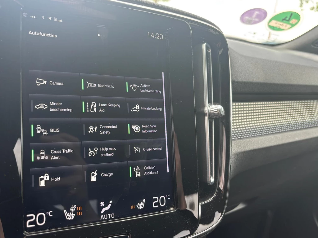 Volvo XC40 – foto 12