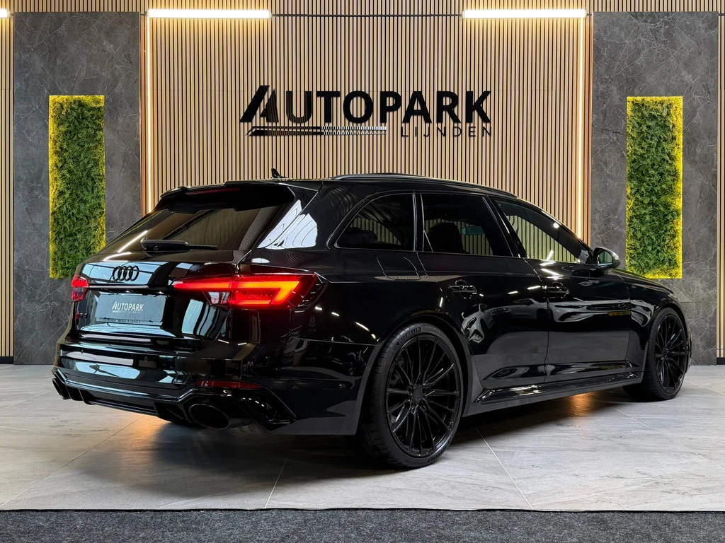 Audi RS4 – foto 5