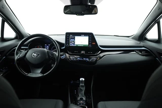 Toyota C-HR – thumbnail 12