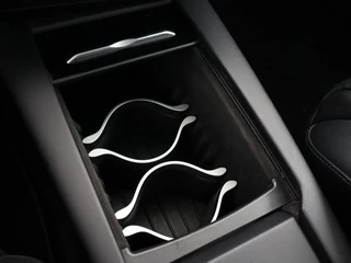 Tesla Model X – thumbnail 72
