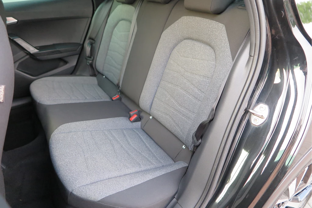 SEAT Arona – foto 31