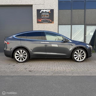Tesla Model X – thumbnail 7
