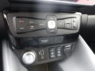 Nissan Leaf – thumbnail 17