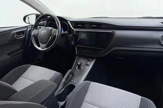 Toyota Auris – thumbnail 18