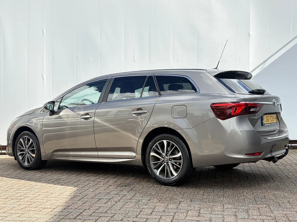 Toyota Avensis – foto 5